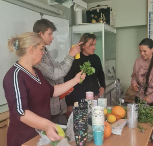Изучаем травы: мастер-класс по приготовлению лимонада