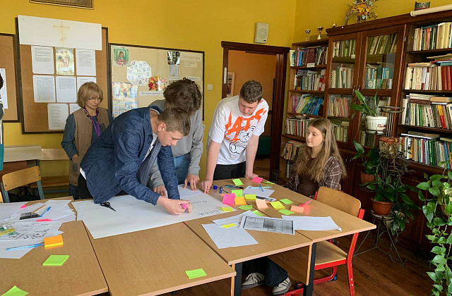 Проектная игра в Троицкой школе